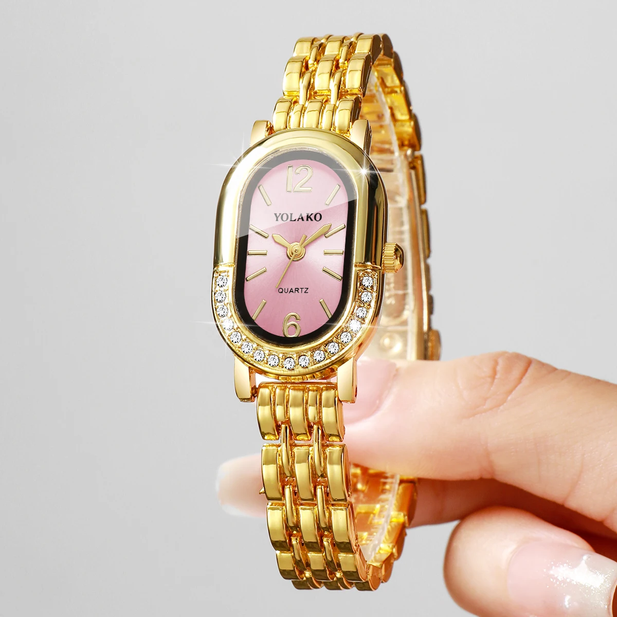Relógio feminino de luxo com s - Luxury Watch Display Case avaliação e preço