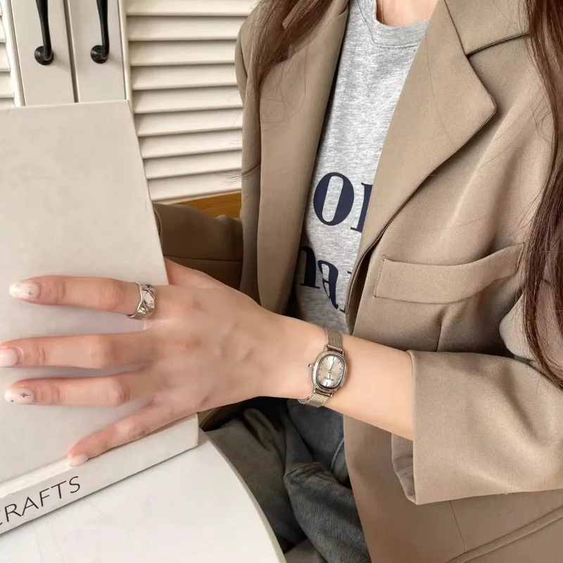 Pequeno mostrador oval relógio - Luxury Watch For Women avaliação e preço