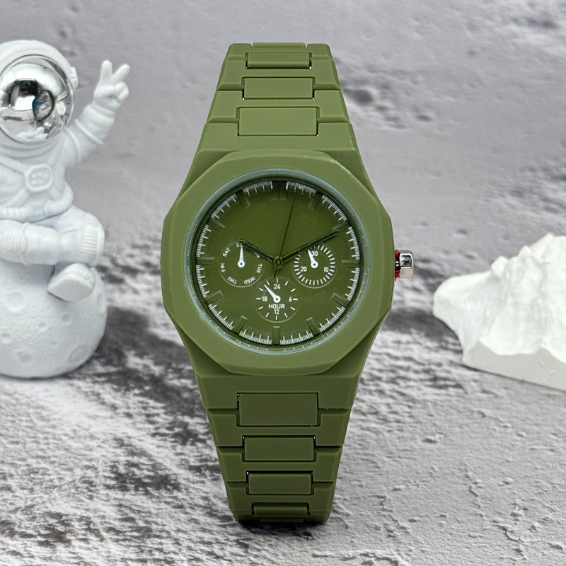Relógio de Marca Famosa com Mo - Luxury Watch Life avaliação e preço